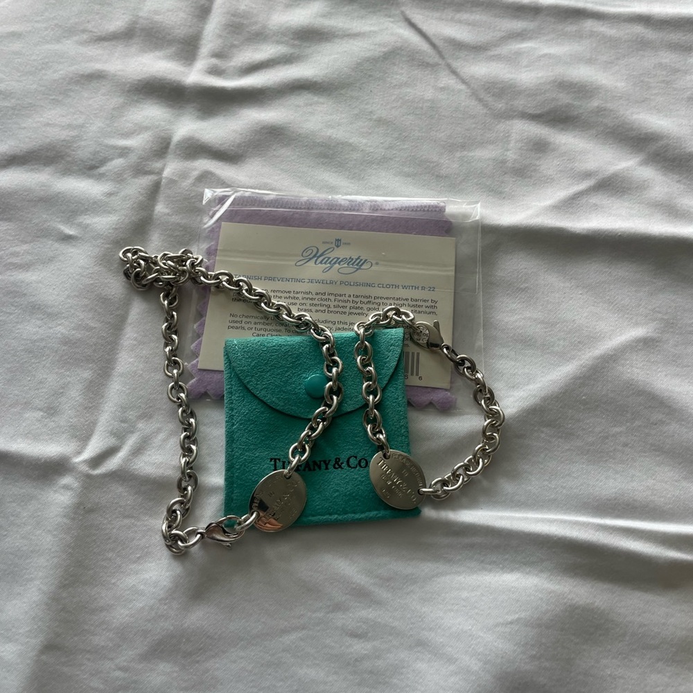 💖✨Please Return to Tiffany & Co.Iconic Design. Silver Bracelet and Necklace set💖 - Picture 11 of 15